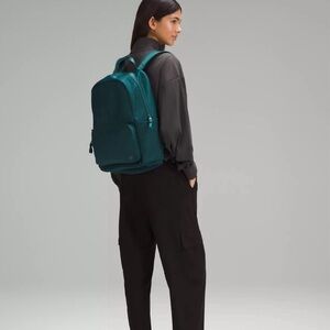 Lululemon Everywhere Backpack 22L Storm Teal